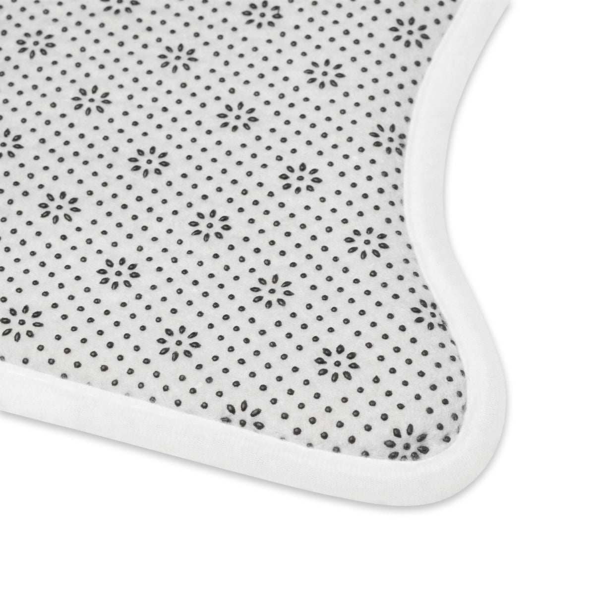 Luxe Paws Green Pet Feeding Mat — Non-Slip, Waterproof Bowl Placemat